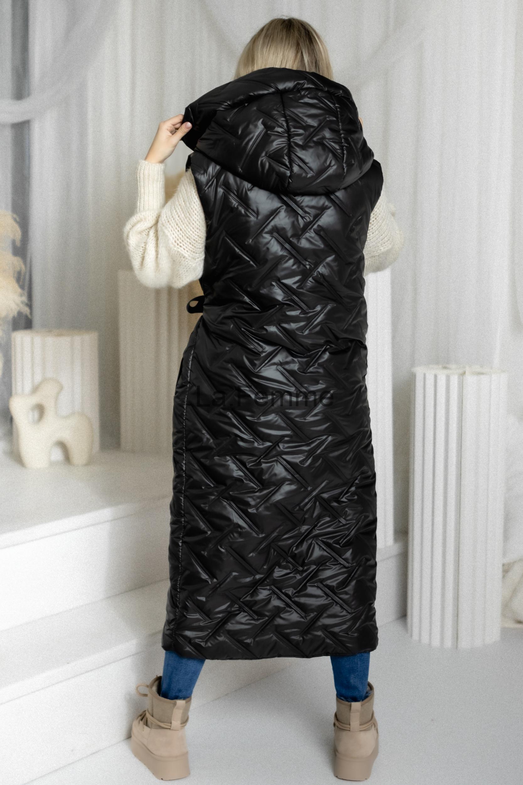 Dlouhá prošívaná dámská vesta Criss-Cross Black